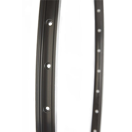 E-Felge STR19 Tour/Trek. 28" (622) 36/14 g schwarz